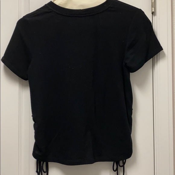 Top - Picture 2 of 2